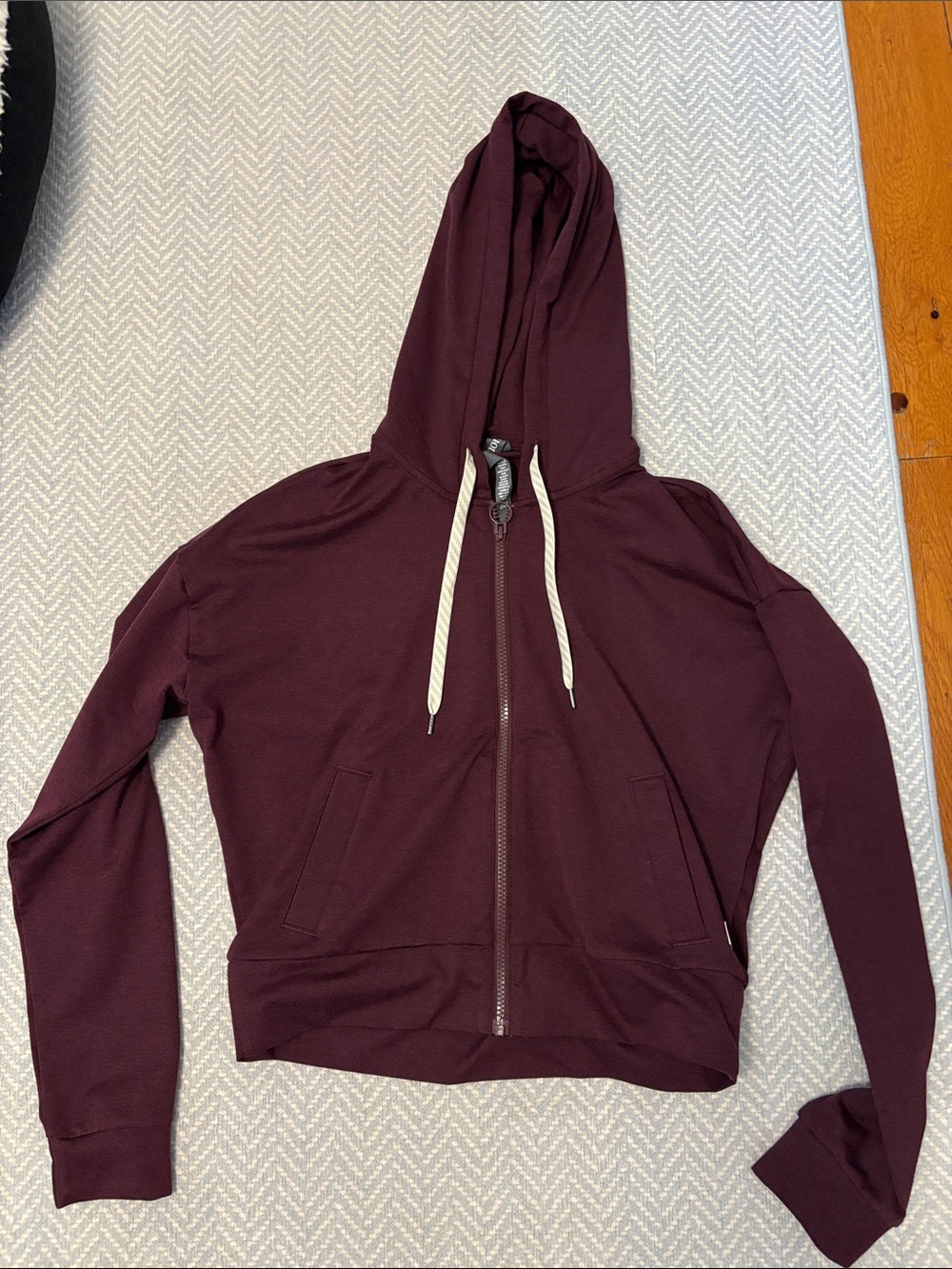 Vuori Granite Cropped Zip Hoodie in Cerise Heather